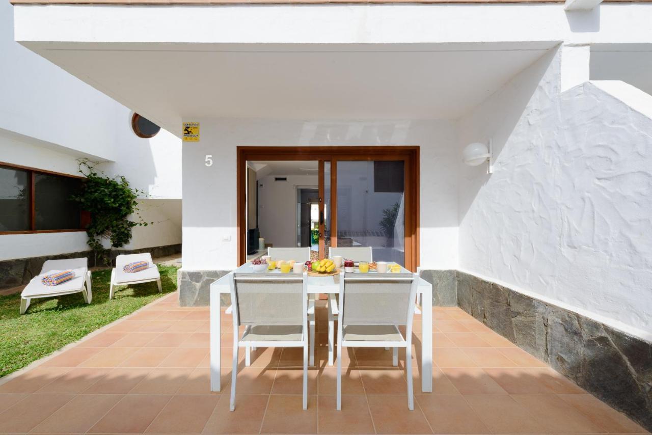 Bonito Bungalow Con Piscina Junto A La Playa San Bartolomé Eksteriør billede